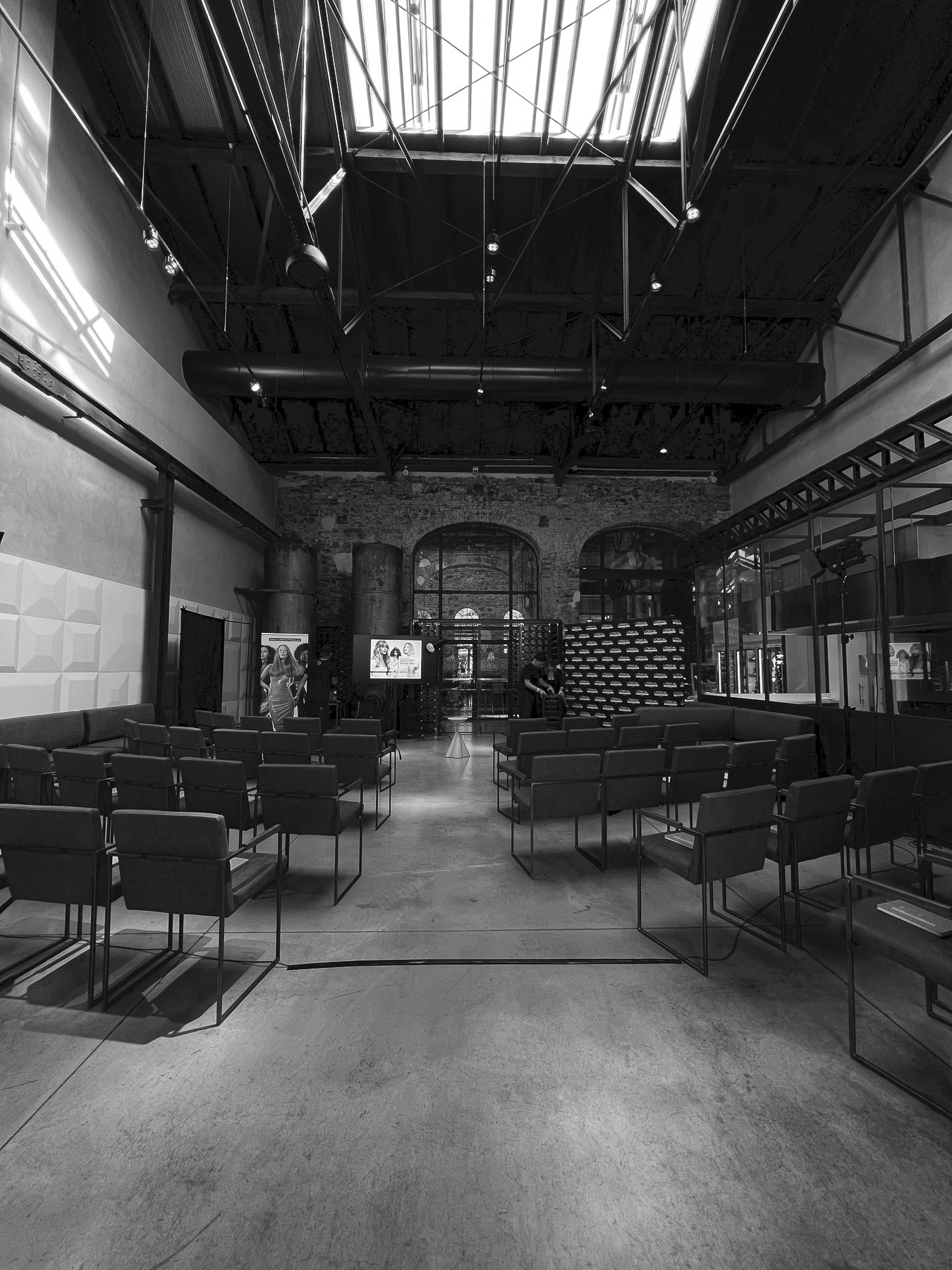 mauro lorenzo Fashion photographer loreal masterclass Lorealparis  editorial styling fotografia di moda coach cover education lorealita lorealeducation milano roma napoli lecce